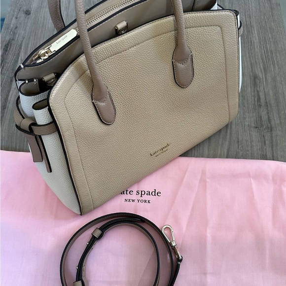 Kate Spade Satchel with dust bag - Picture 4 of 5